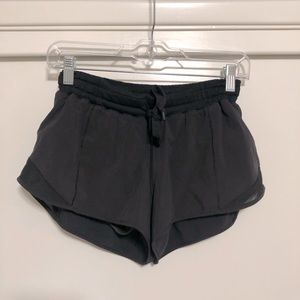Lululemon Hotty Hot short size 6